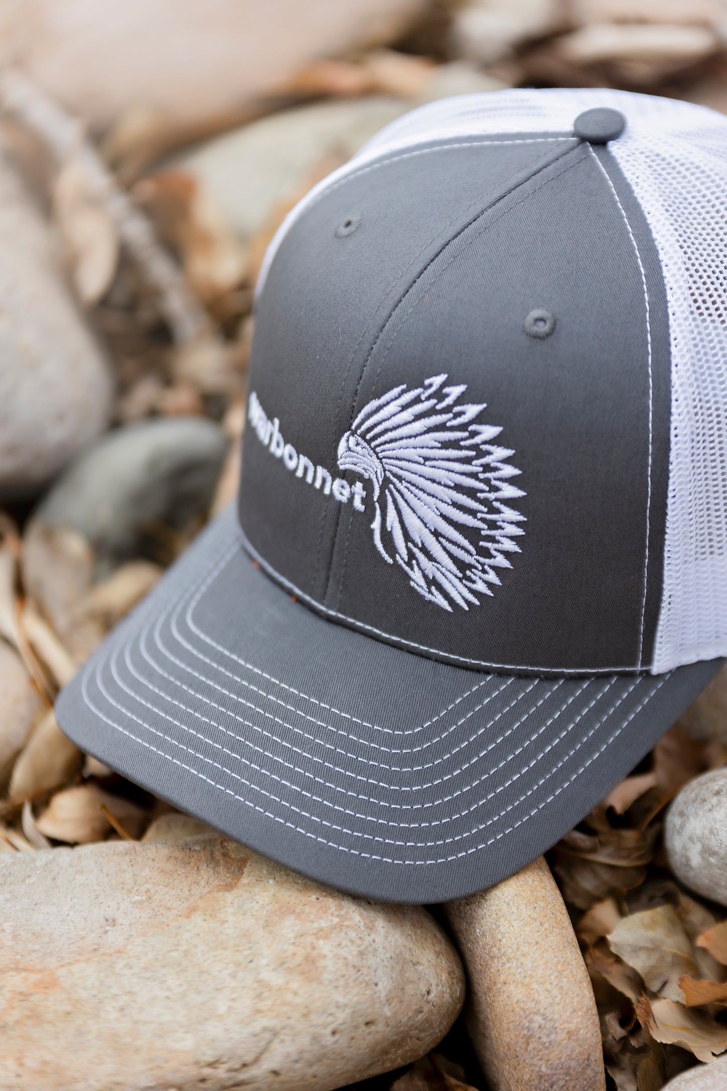 warbonnet trucker hat - Charcoal / White