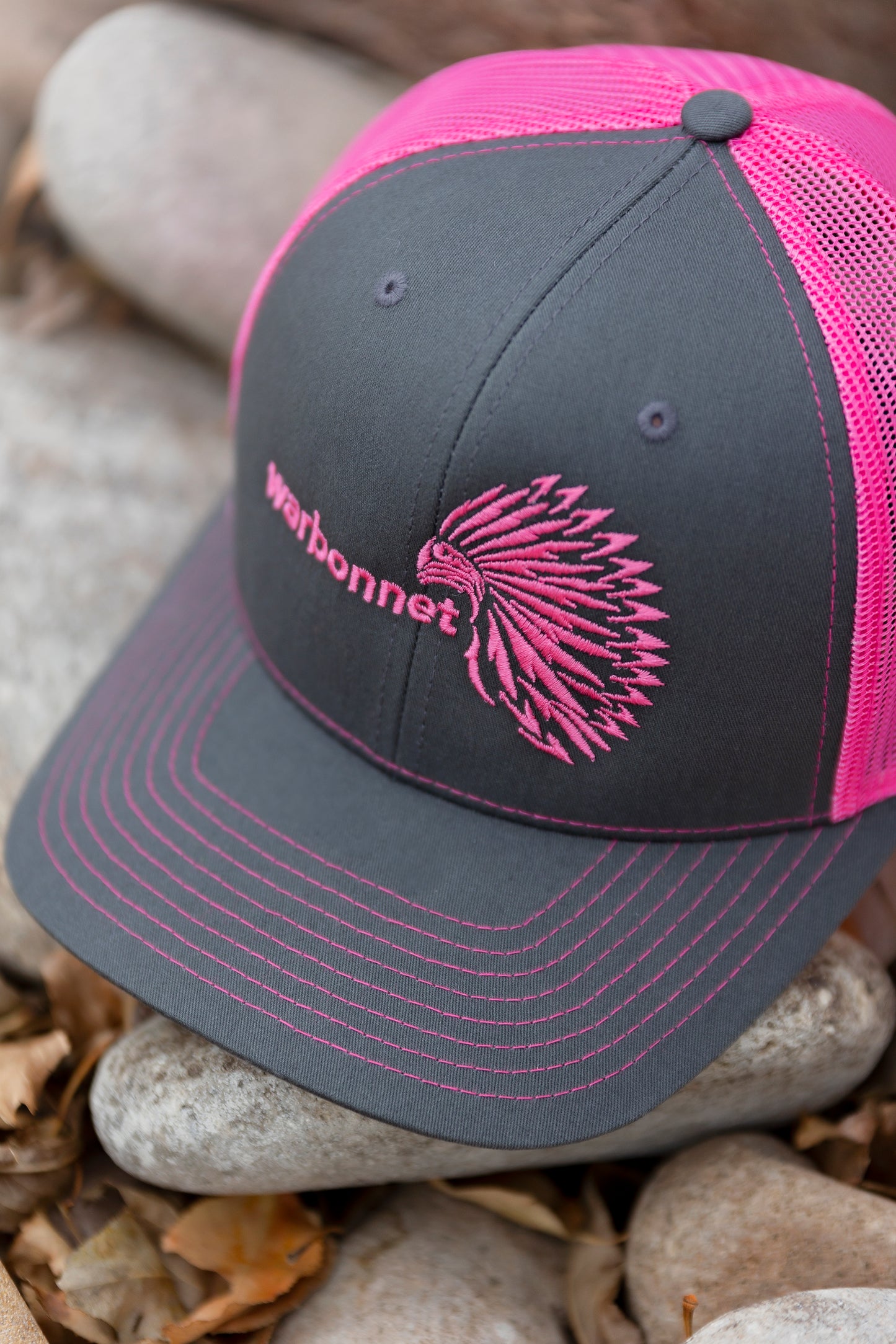 warbonnet trucker hat - Charcoal / Neon Pink