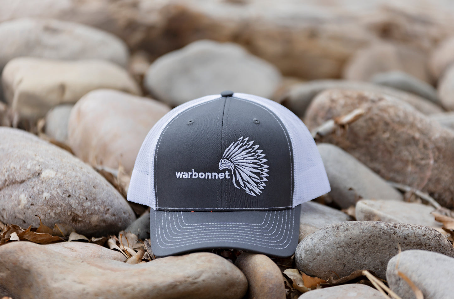 warbonnet trucker hat - Charcoal / White